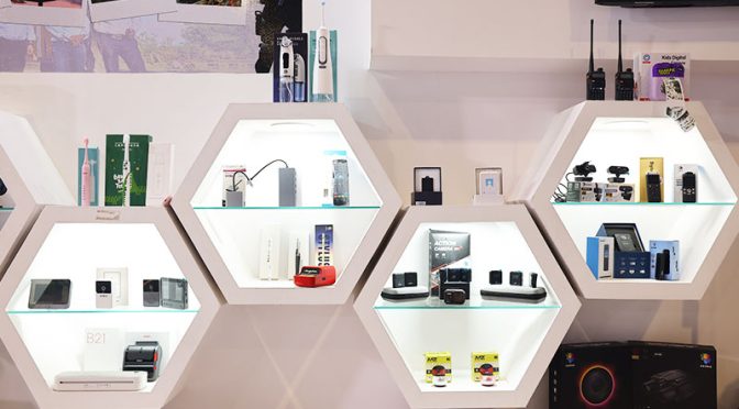 Glimpses 2025 – 10